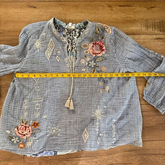 Johnny Was Womens Embroidered Umoya Effortless Scarf Back Blouse Blue Large - Picture 14 of 16